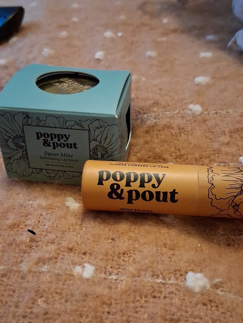 Poppy & Pout